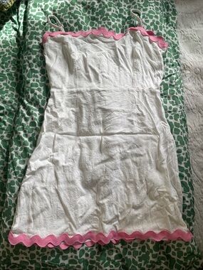 FORE White linen dress with pink trim